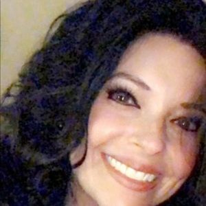 Meet your Posher, Christy